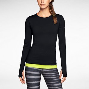 Nike-Pro-Hyperwarm-Fitted-Crew-30-Womens-Shirt-620429_010_A_PREM